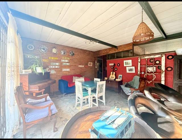 3 BEDROOM HOUSE FOR SALE IN VANDERBIJLPARK CE 2